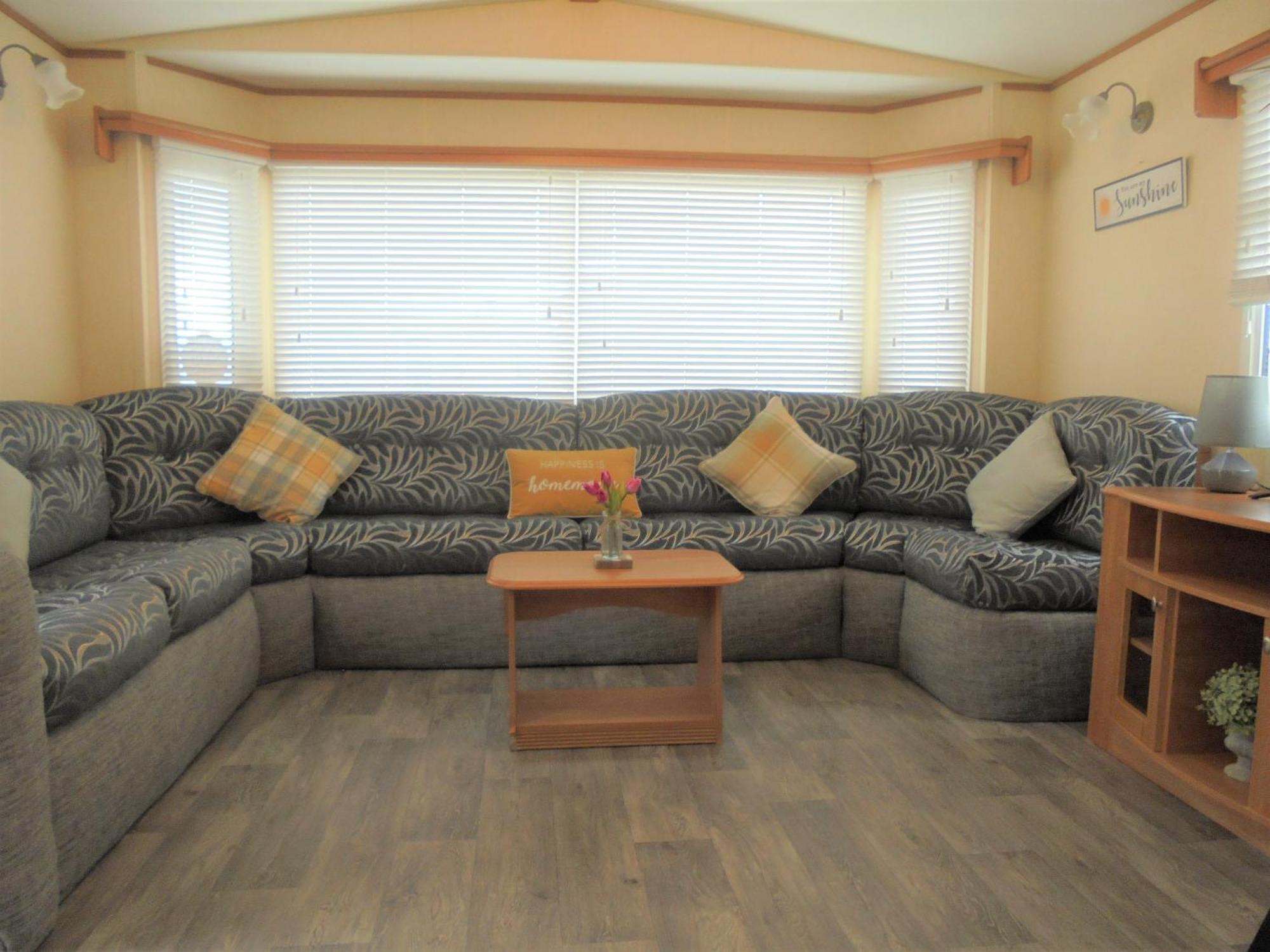 Modern 2 Bedroom Static Caravan - Lyons Kingsley Holiday Park - Pensarn, Abergele - Pet Friendly Exterior photo